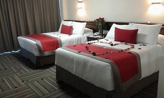 Ramada Plaza Leon