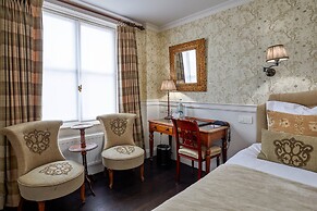 The Pand Hotel