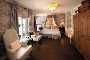 The Pand Hotel