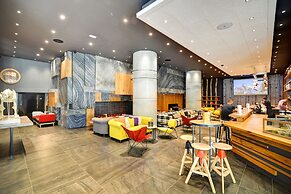 Alpina Eclectic Hotel