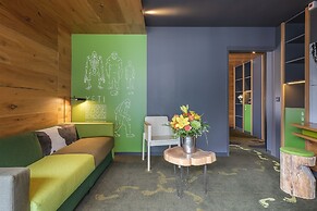 Alpina Eclectic Hotel