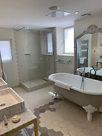 Mas des Herbes Blanches Hotel & Spa - Relais & Châteaux