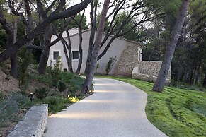 Mas des Herbes Blanches Hotel & Spa - Relais & Châteaux