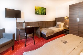 Hotel Leonet
