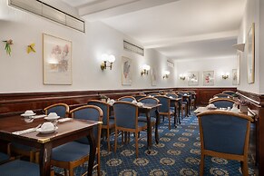Hotel Leonet