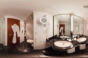 The Westin Grand Munich