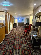 Barons Court Hotel