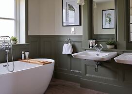 The Montagu Arms Hotel
