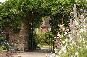 The Montagu Arms Hotel