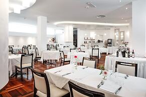Hotel Carlo Felice
