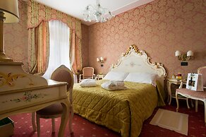 Hotel Carlton on the Grand Canal