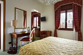 Hotel Carlton on the Grand Canal