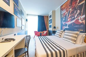 Admiral Art Hotel