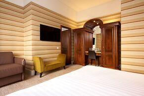 Mascagni Hotel