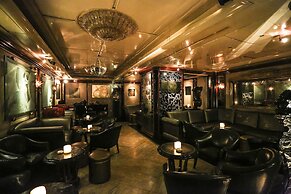 Valadier Hotel