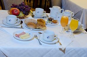 VIP Inn Berna Hotel