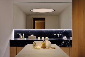 Crystal Hotel