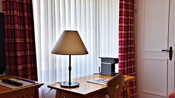 Crystal Hotel