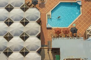 Ramses Hilton
