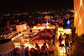 Grand Palace Hotel