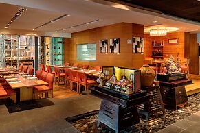 Le Meridien Dubai Hotel & Conference Centre
