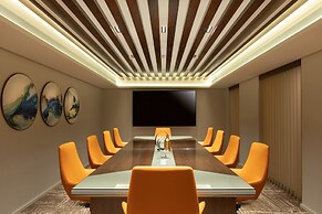 Le Meridien Dubai Hotel & Conference Centre