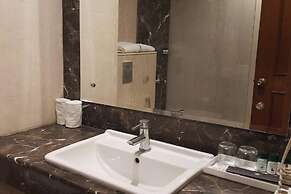 The Hans Hotel New Delhi