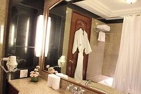 The Hans Hotel New Delhi