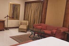 The Hans Hotel New Delhi