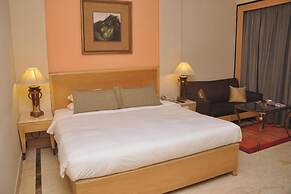 The Hans Hotel New Delhi