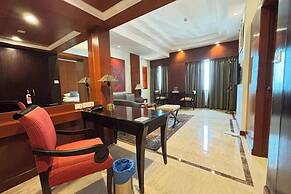 The Hans Hotel New Delhi