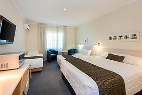 Comfort Inn All Seasons