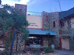 Desert Cave Hotel
