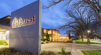 Forrest Hotel and Apartments
