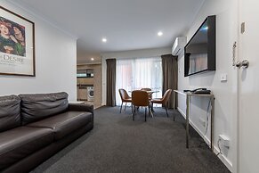 Forrest Hotel and Apartments