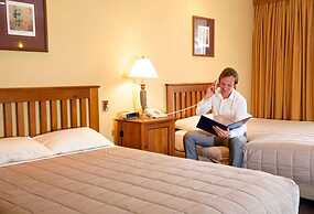 Brentwood Hotel