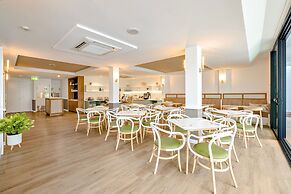 Mercure Cairns
