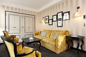 Pavillon de la Reine & Spa, Place des Vosges