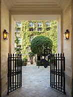 Pavillon de la Reine & Spa, Place des Vosges