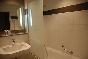 Mercure Le Mans Batignolles - Hôtel & Spa