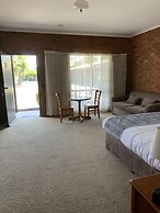 Federation Motel Resort