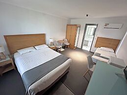 Spa Village Motel