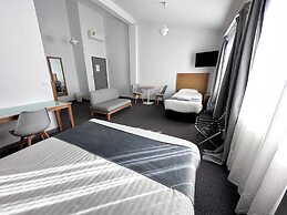 Spa Village Motel