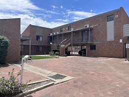 Spa Village Motel