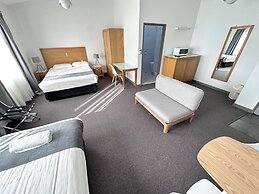 Spa Village Motel