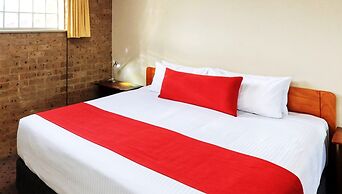 Ashton Motel