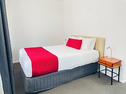 Ashton Motel
