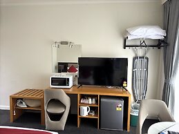 Botanical Motel