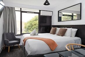 m. hotel