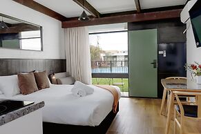 m. hotel